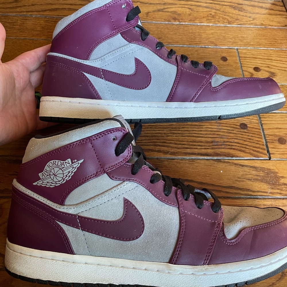 Jordan 1 bordeaux